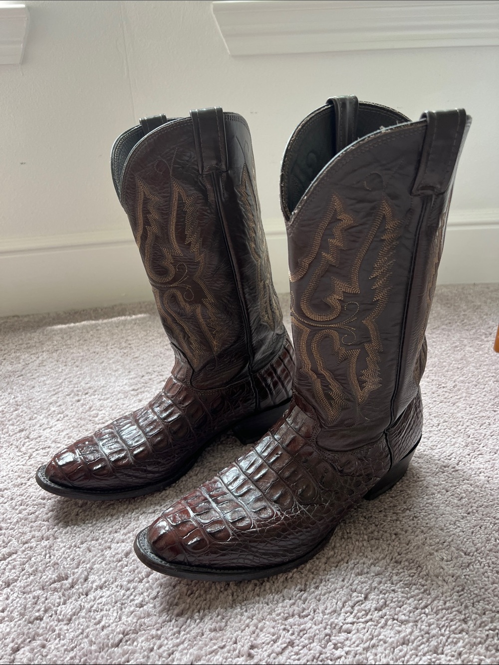 Men's Brown Croc-Embossed Western Cowboy Boots